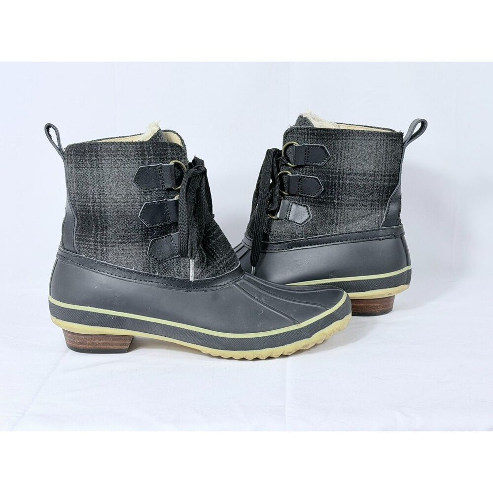 Chooka Women Ballard Buffalo Duck Boot Black 8 EUC Outdoor Rainboot Winter Gorp